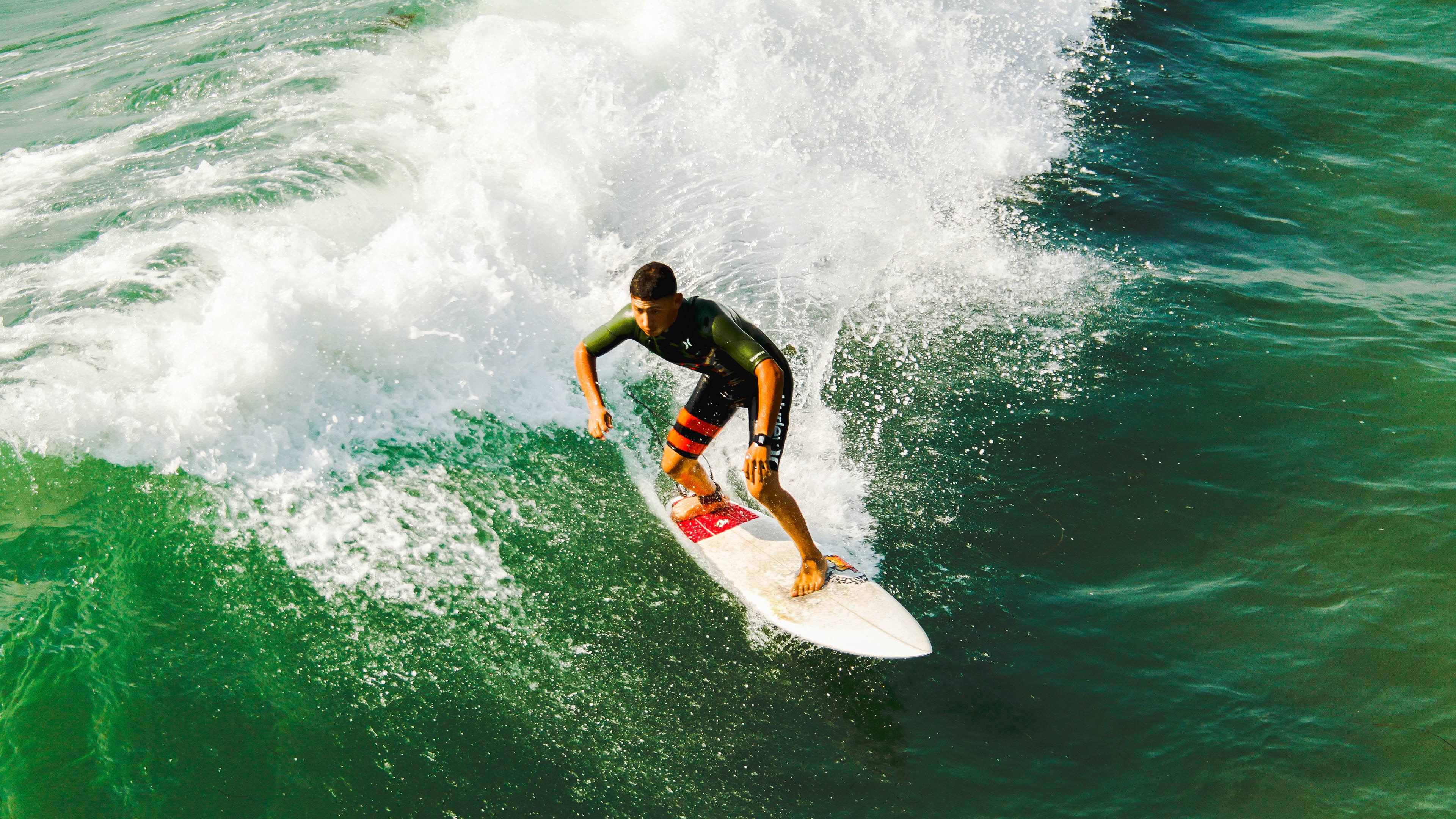 电竞选手的社会责任：公益活动与形象代言，电竞选手的职责